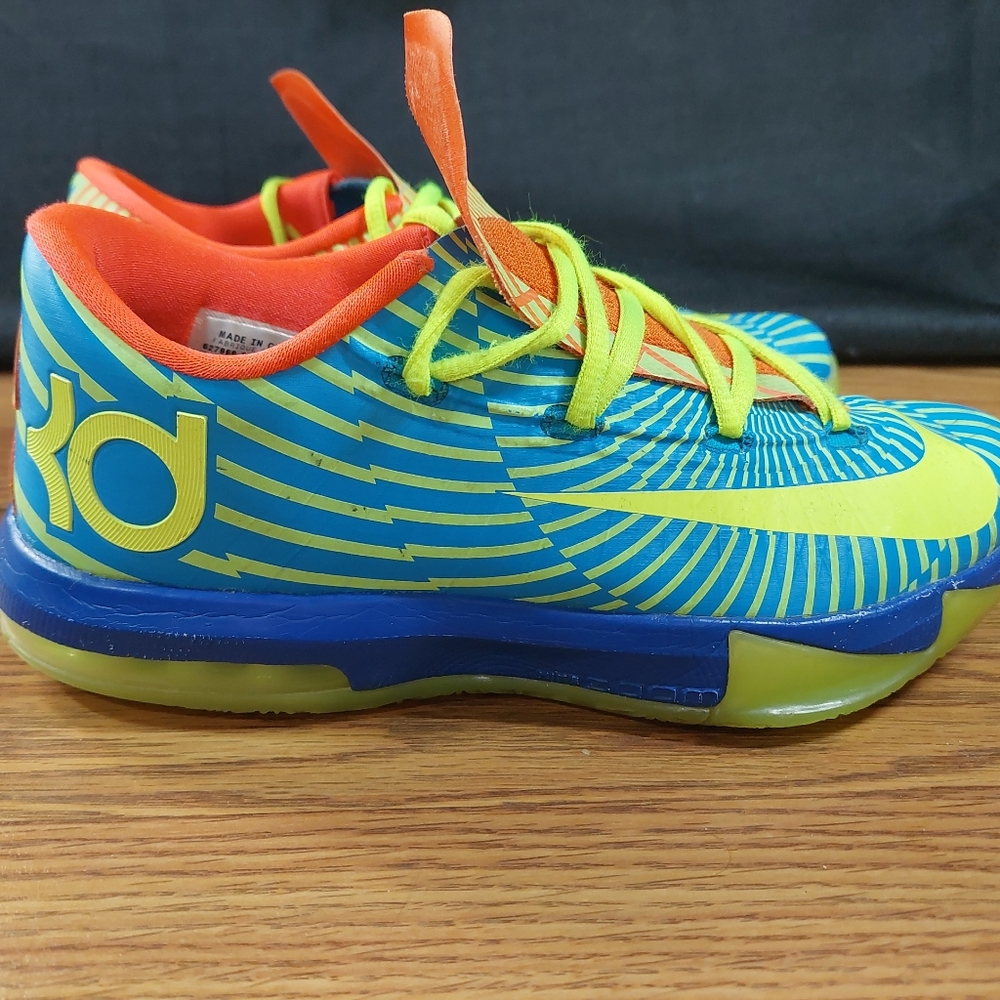 Nike kd vi Supreme DC Preheat zoom shoes size 8